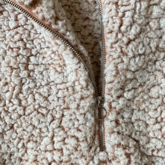 Express Pullover - Picture 4 of 4